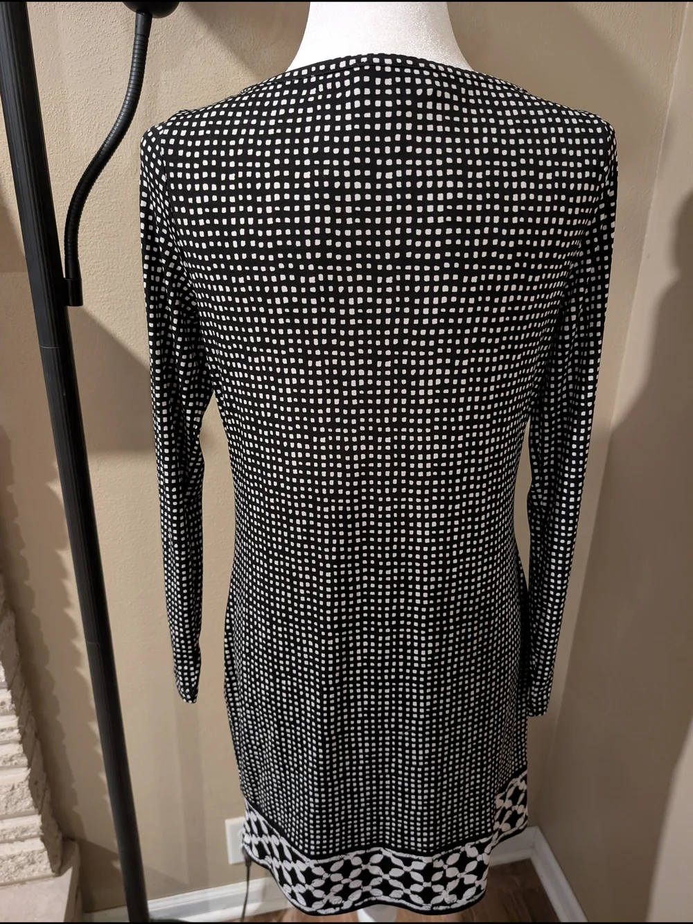 Michael Kors black white